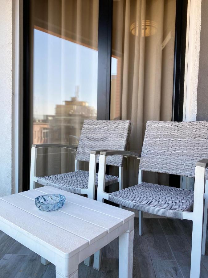 Nemis Apartments In The Centre Of Tirana Four Free Parking エクステリア 写真