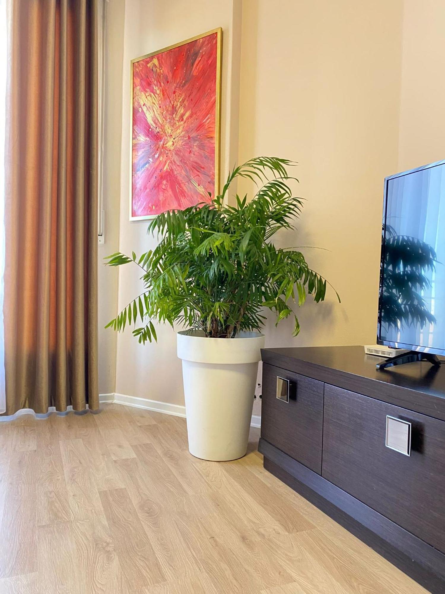 Nemis Apartments In The Centre Of Tirana Four Free Parking エクステリア 写真