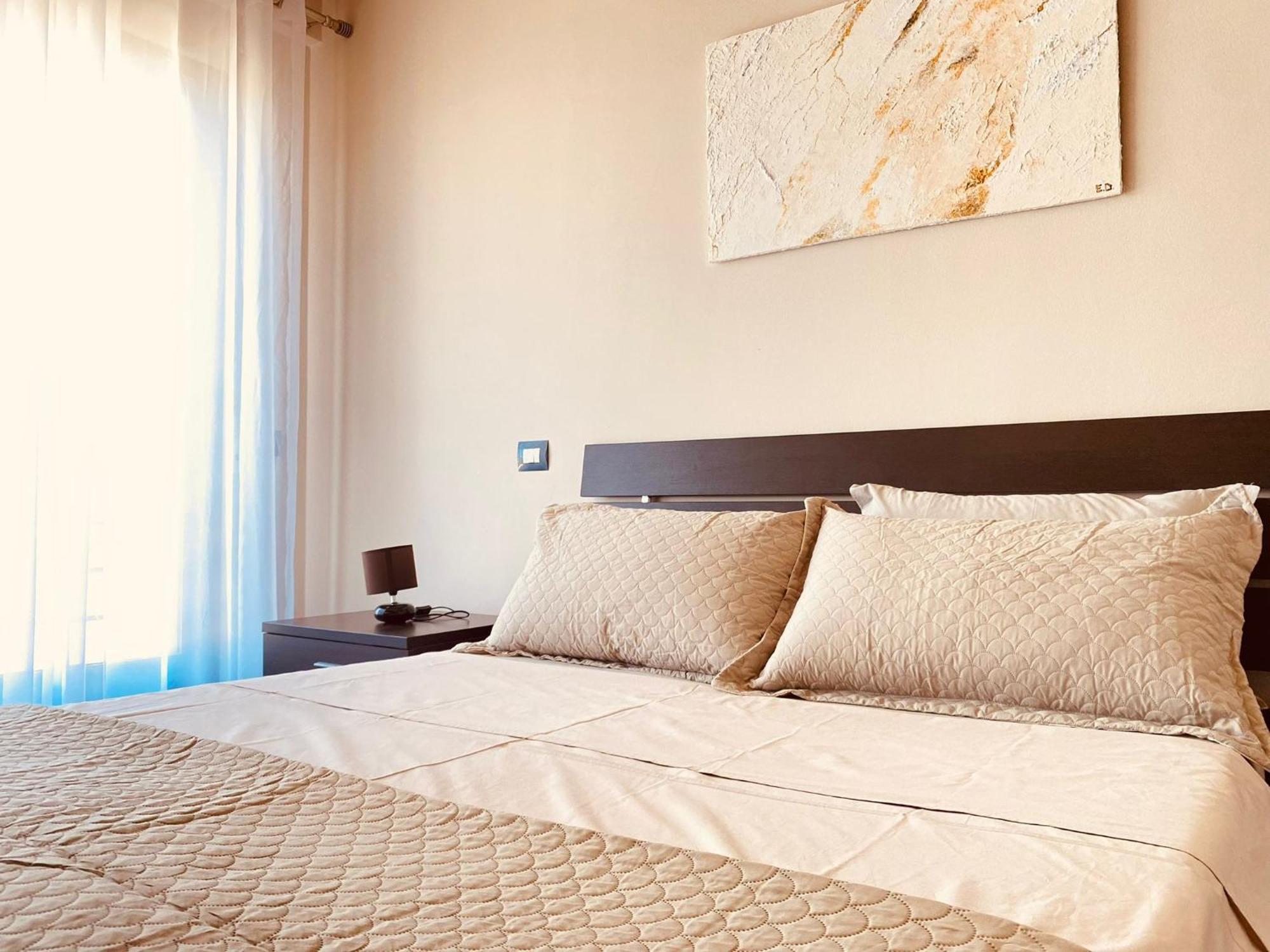 Nemis Apartments In The Centre Of Tirana Four Free Parking エクステリア 写真