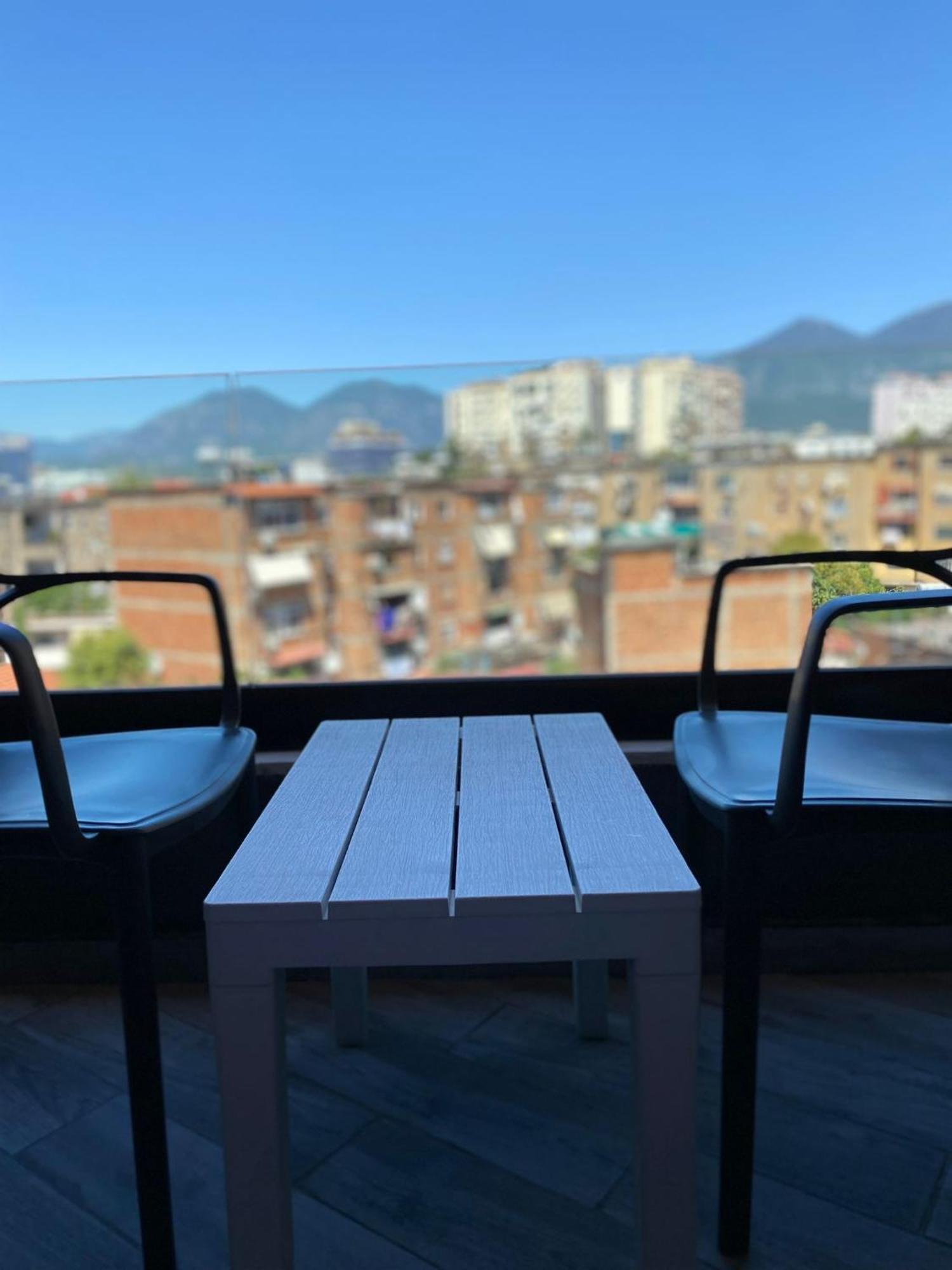Nemis Apartments In The Centre Of Tirana Four Free Parking エクステリア 写真