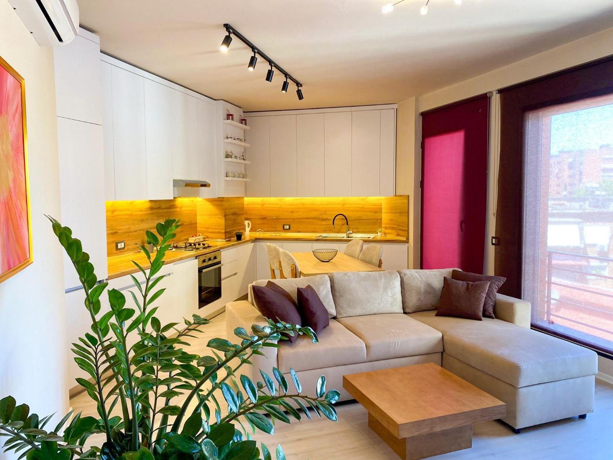 Nemis Apartments In The Centre Of Tirana Four Free Parking エクステリア 写真