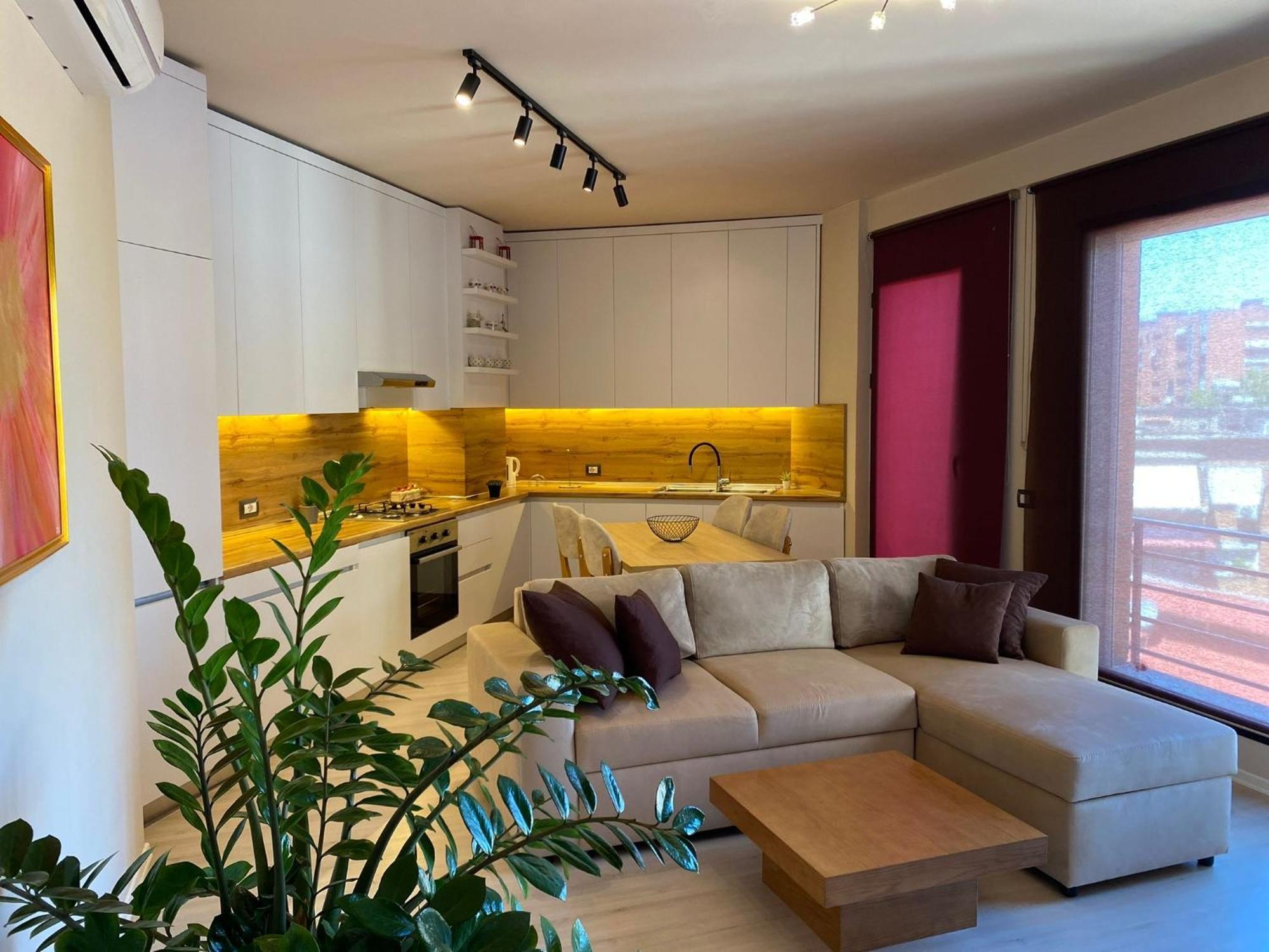 Nemis Apartments In The Centre Of Tirana Four Free Parking エクステリア 写真