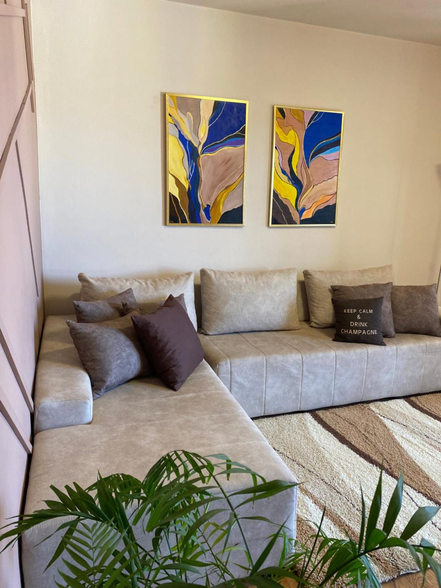Nemis Apartments In The Centre Of Tirana Four Free Parking エクステリア 写真
